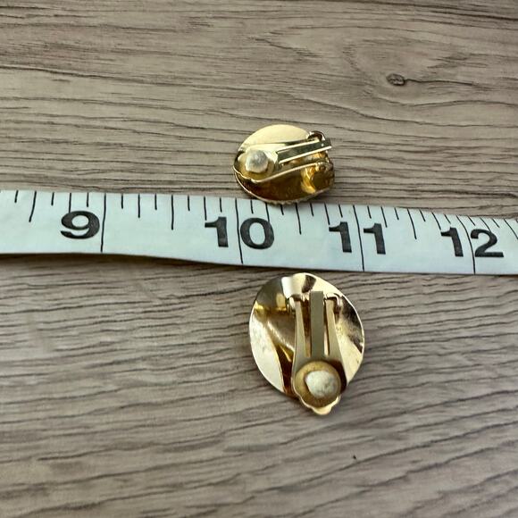 Vintage Christian Dior Germany Gold Tone Clip On Earrings - Picture 9 of 9